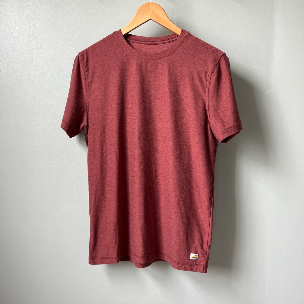 Vuori Strato Tech Tee • Short Sleeve T-Shirt • Red Clay Size S